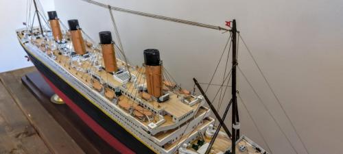 Occre Titanic model kit 1:300 scale